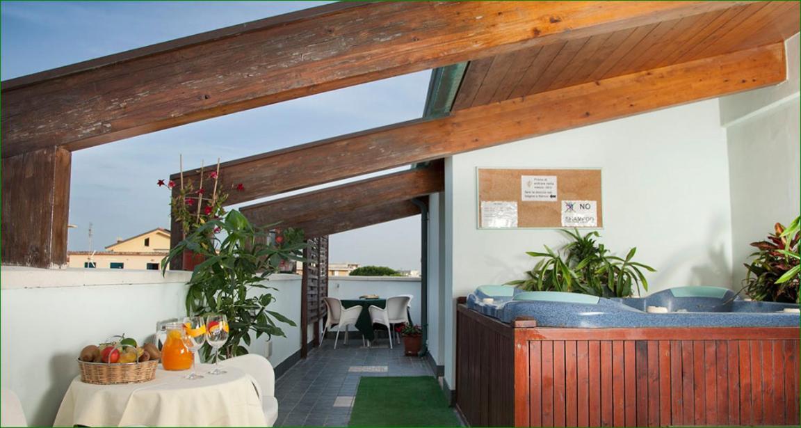 Hotel Verdemare Rimini Exteriér fotografie