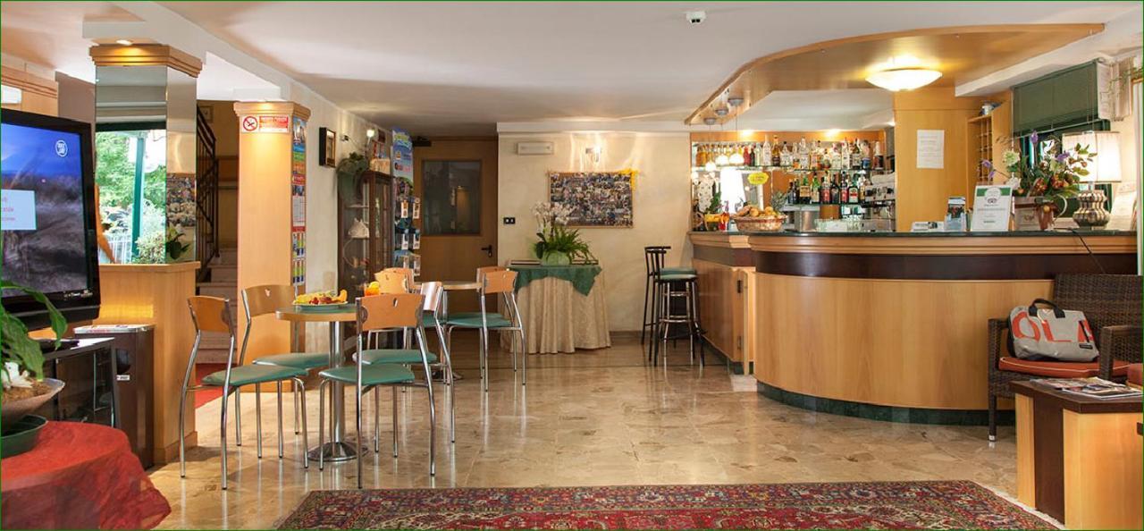 Hotel Verdemare Rimini Exteriér fotografie