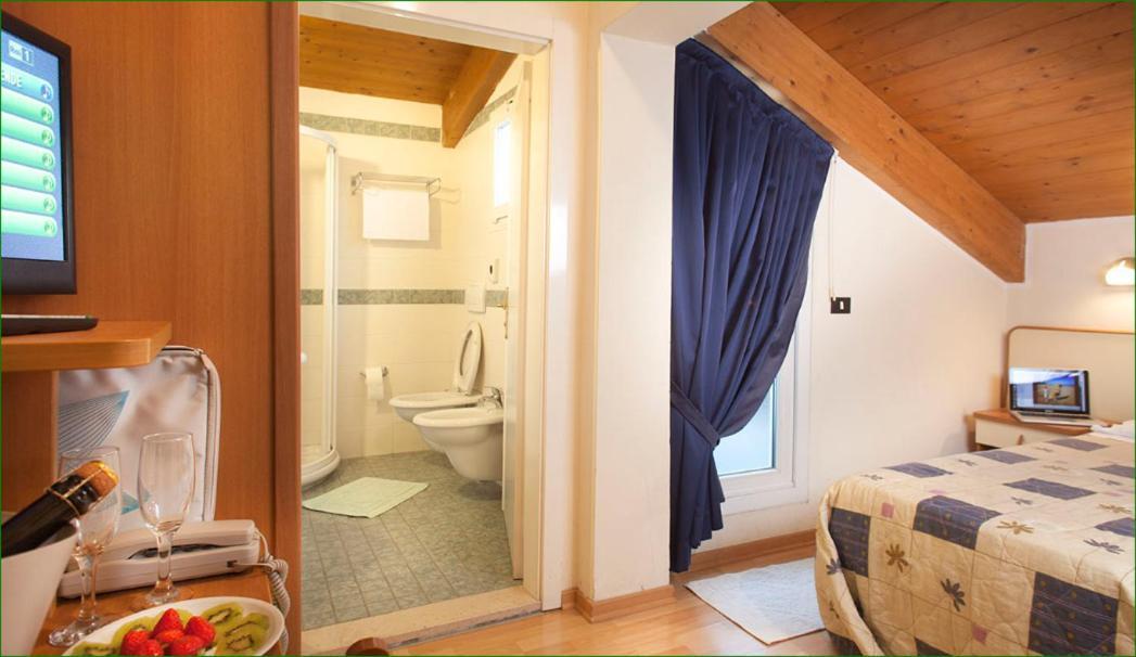 Hotel Verdemare Rimini Exteriér fotografie