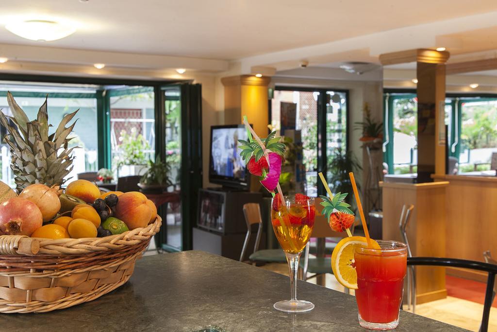Hotel Verdemare Rimini Exteriér fotografie